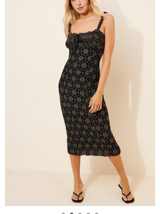 Free People Dresses & Skirts - Free People Lucinda lace Midi Dress